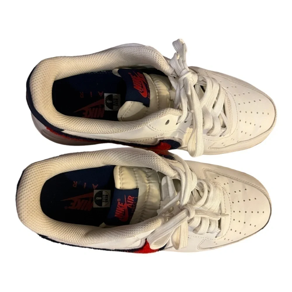 Nike Air Force 1 07 LV8 Chenille Swoosh Size 8
